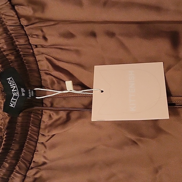 Kittenish Womens Satin Cargo Pants! - Picture 3 of 7